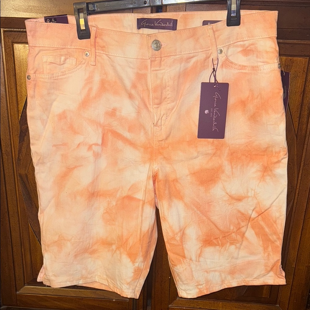 Gloria Vanderbilt Peach Tie-Dye Shorts